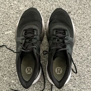 Lululemon Bliss Feel Run size 9